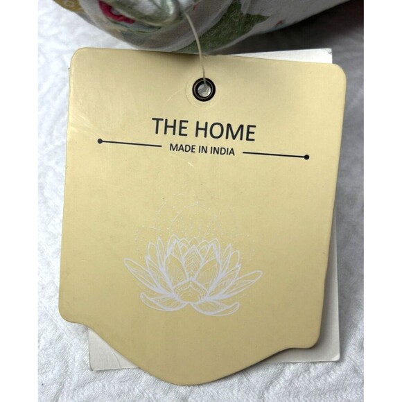 The Home Quilted Look Zipper Pillow Sham Floral Green Gingham Trim & Backing NWT - Picture 8 of 14